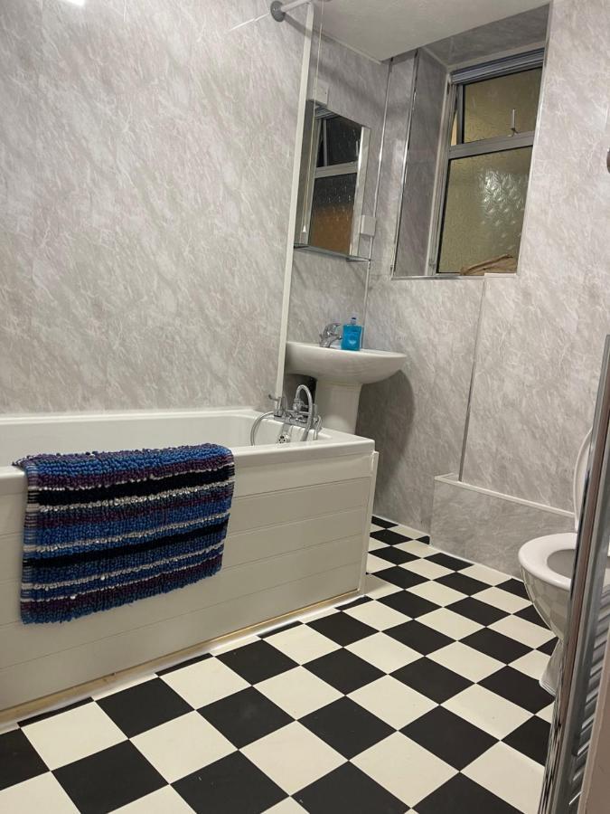 Poolside Apartment Peacehaven Ngoại thất bức ảnh